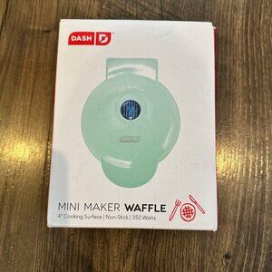 NIB NEW Dash Mini Waffle Maker 4" Aqua